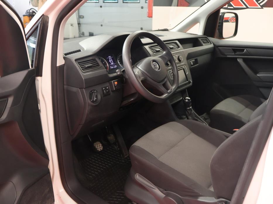 VOLKSWAGEN CADDY 2019