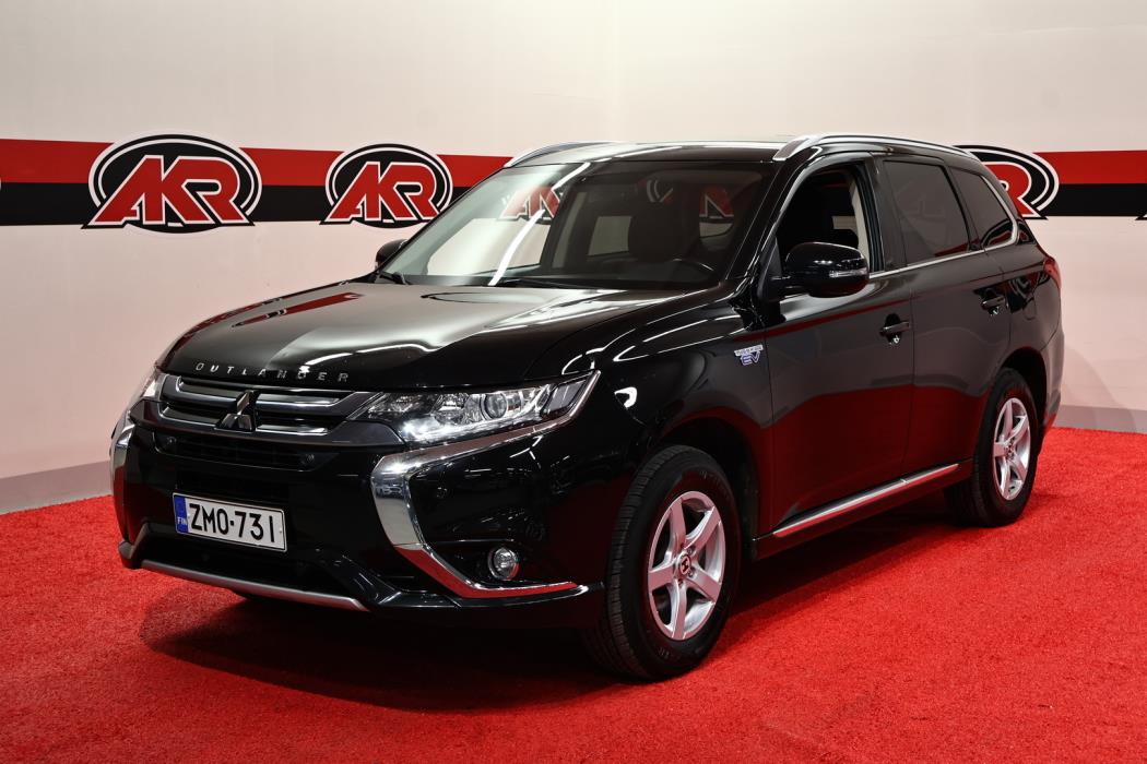 MITSUBISHI Outlander PHEV 2015