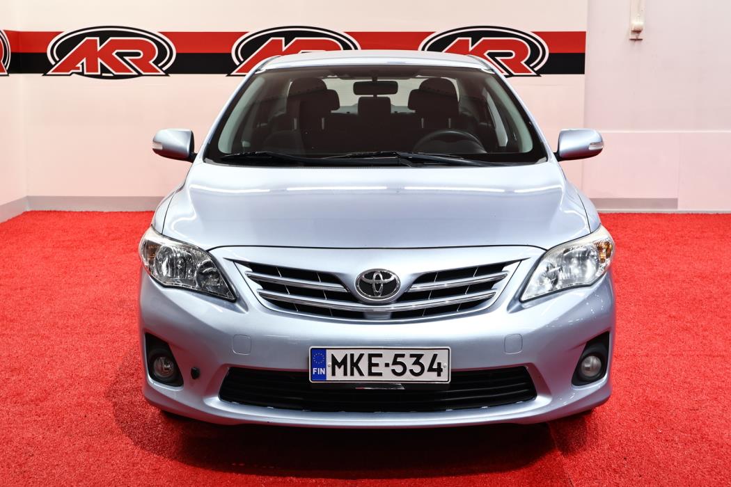 TOYOTA Corolla 2010