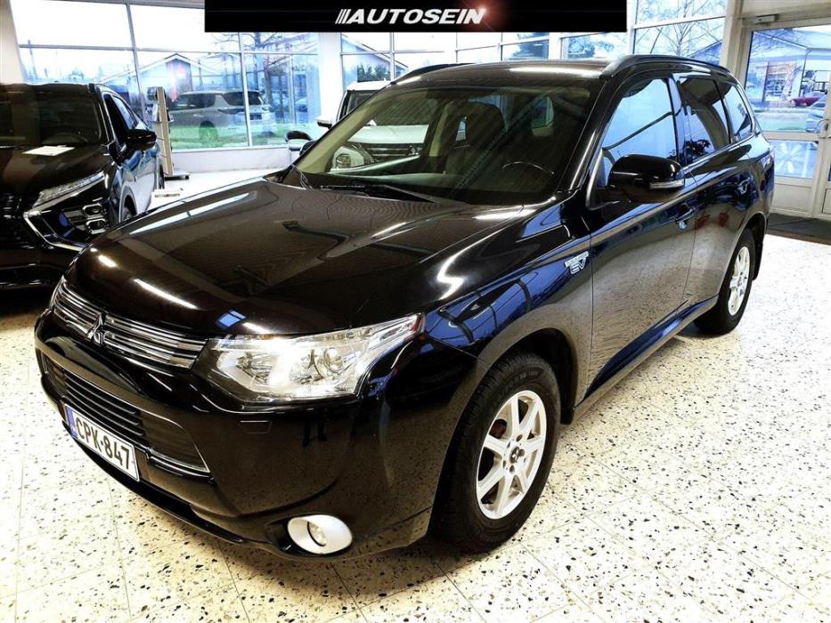 Mitsubishi Outlander PHEV 2014