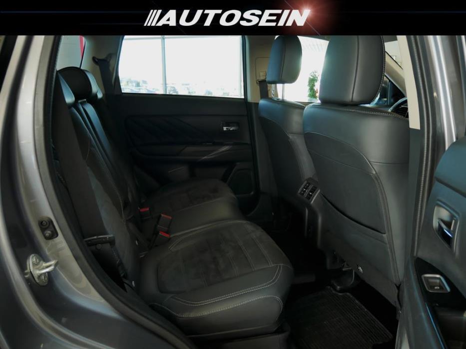 Mitsubishi Outlander PHEV 2020