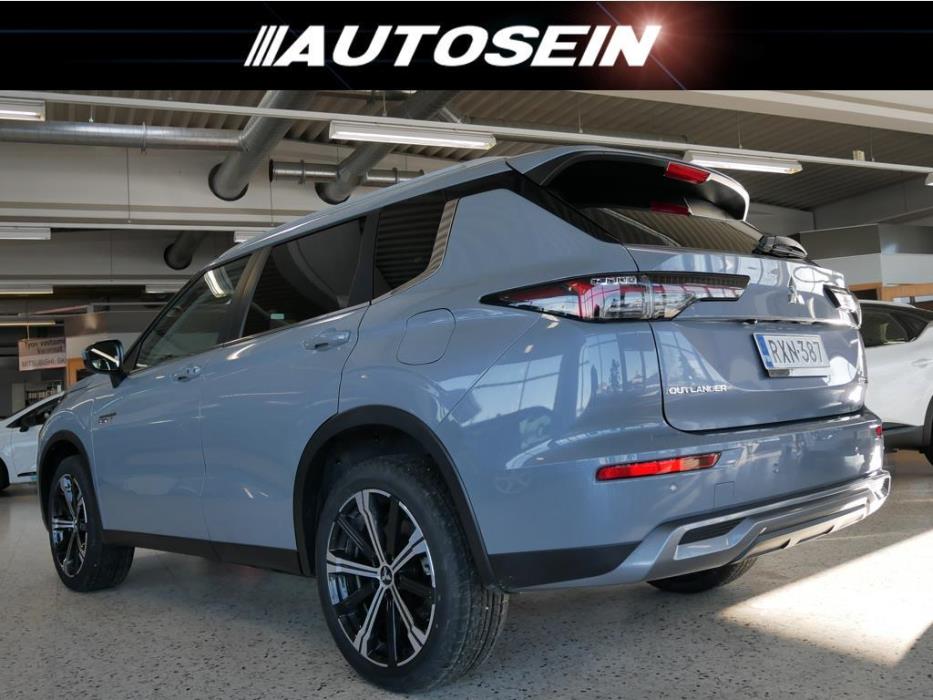 Mitsubishi Outlander 2025