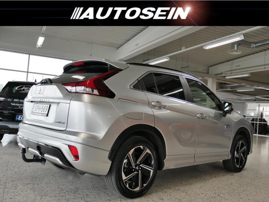 Mitsubishi Eclipse Cross 2024