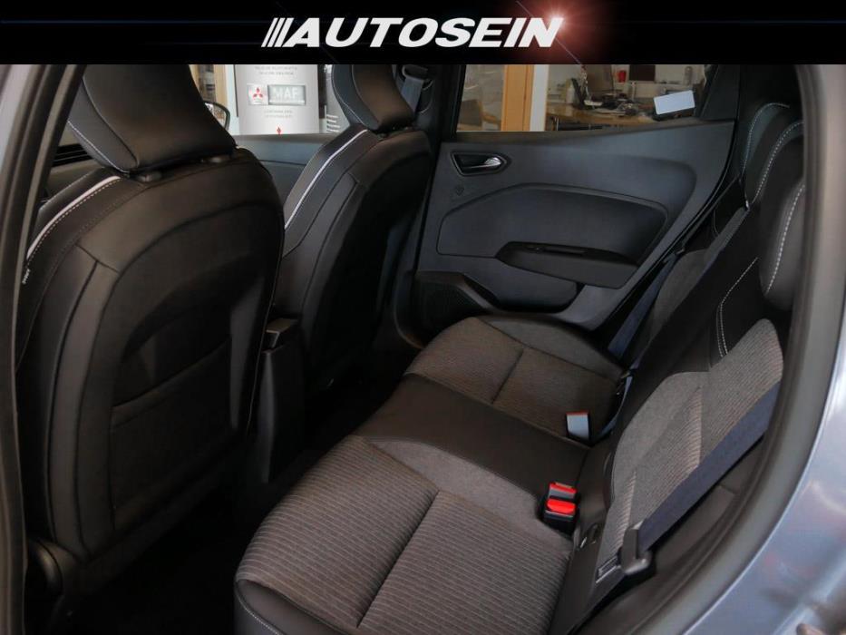 Mitsubishi Colt 2025