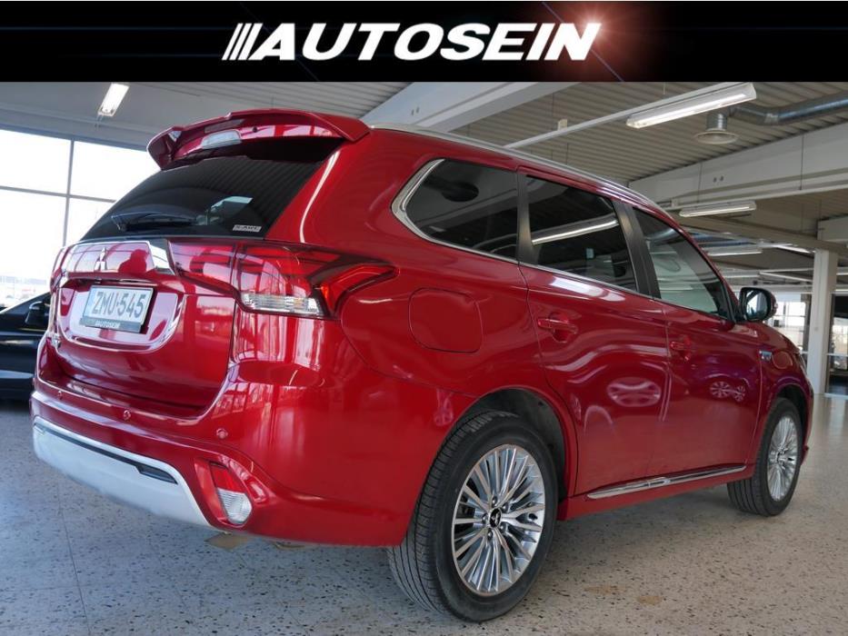 Mitsubishi Outlander PHEV 2020