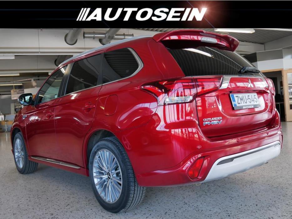 Mitsubishi Outlander PHEV 2020