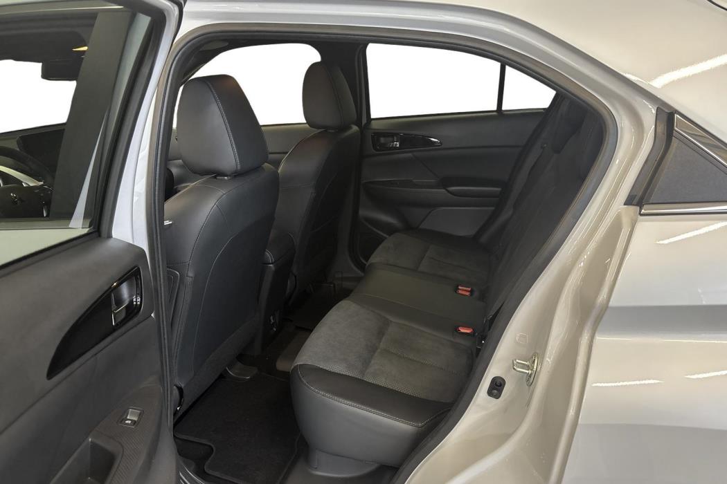 Mitsubishi Eclipse Cross 2025