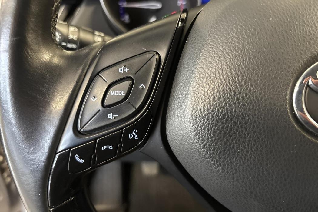 TOYOTA C-HR 2019