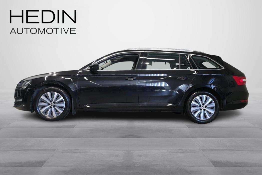 SKODA SUPERB 2022