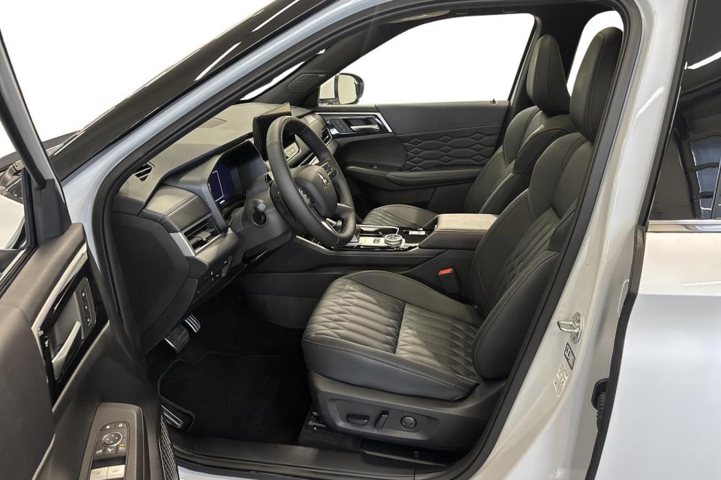 Mitsubishi Outlander 2026