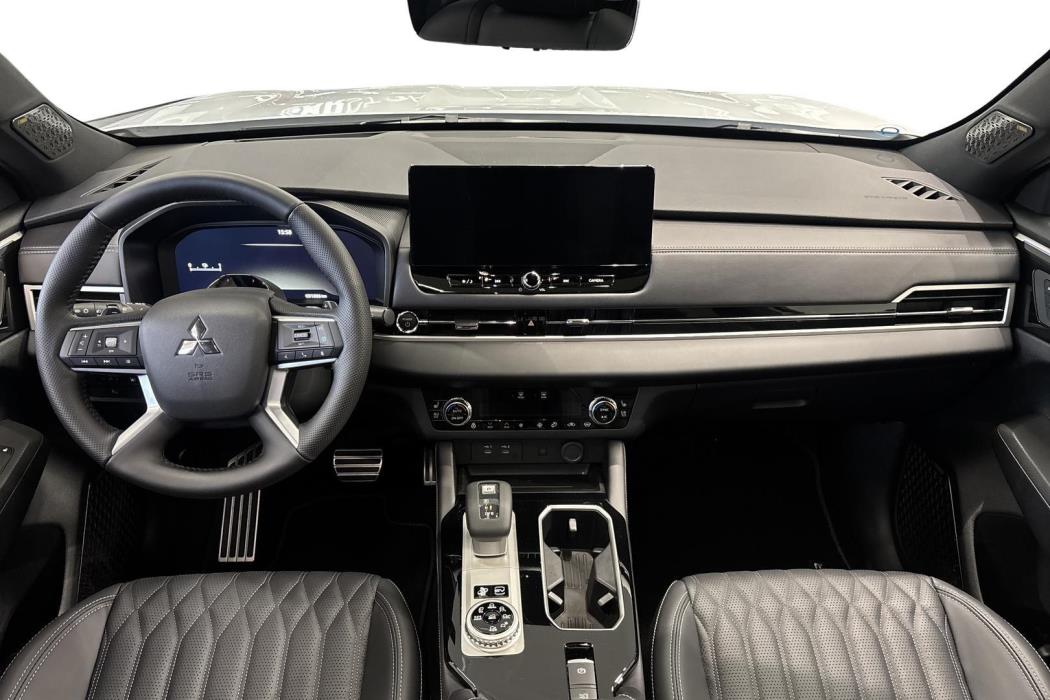 Mitsubishi Outlander 2026