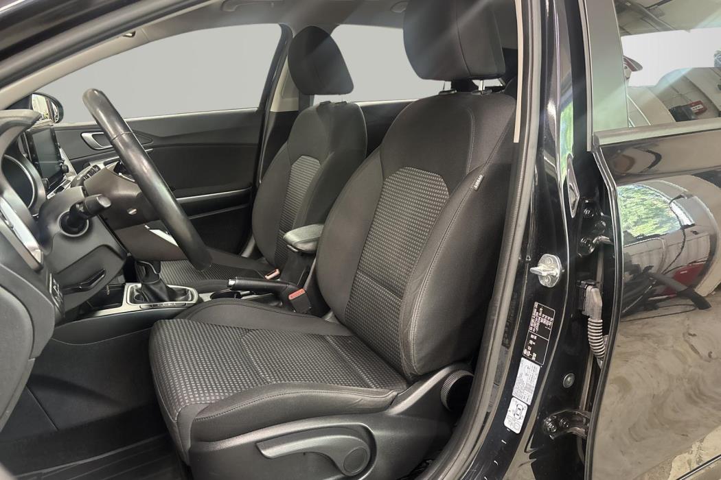 Kia Ceed 2021