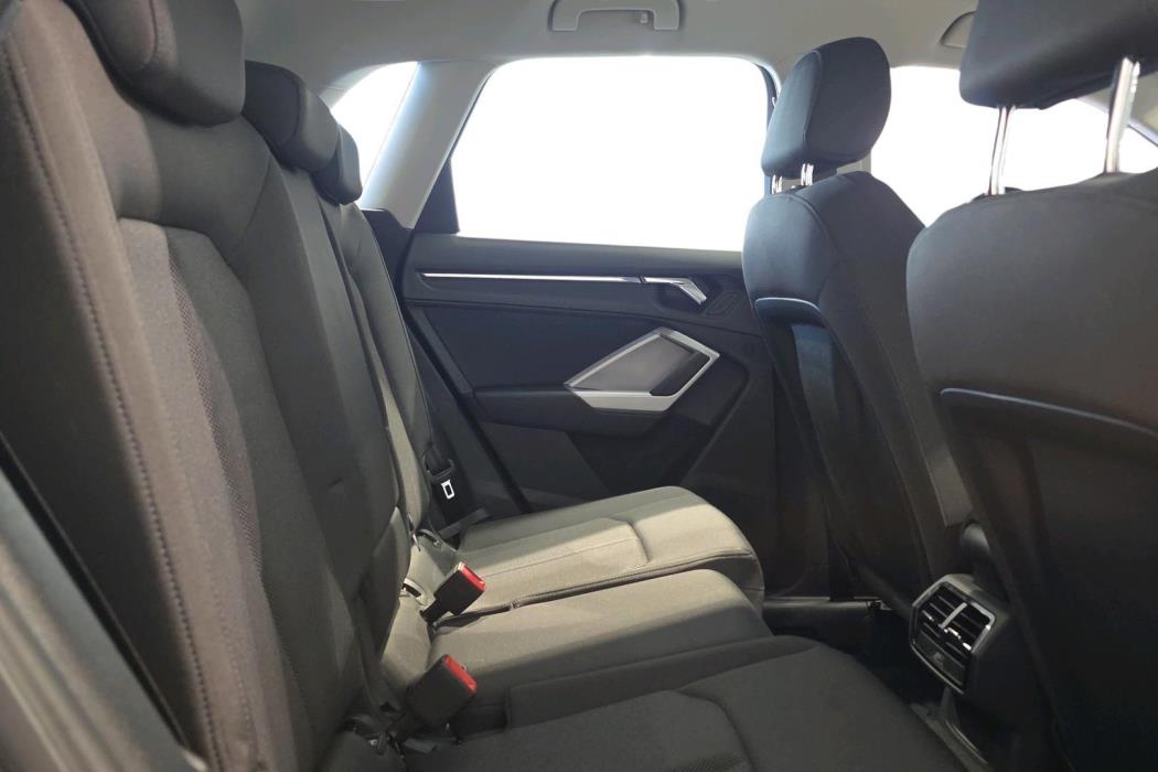 Audi Q3 2021