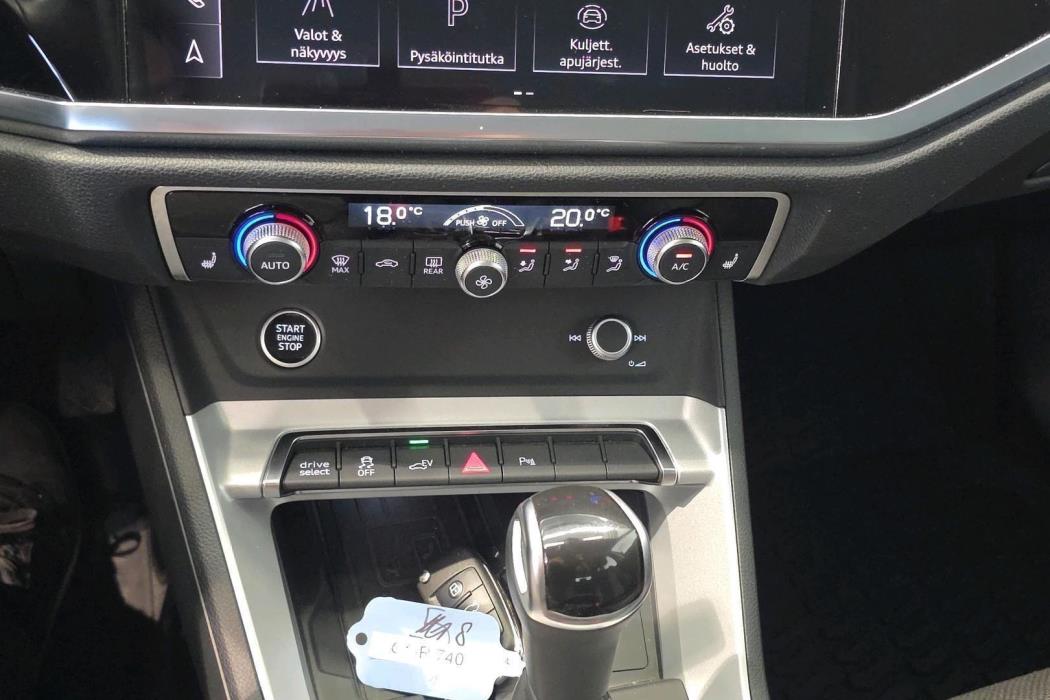 Audi Q3 2021