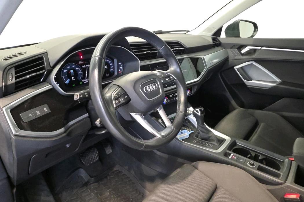 Audi Q3 2021