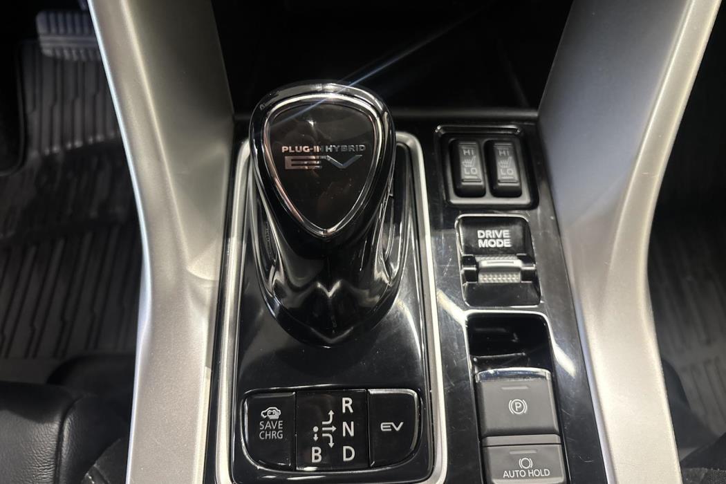 MITSUBISHI Eclipse Cross 2025