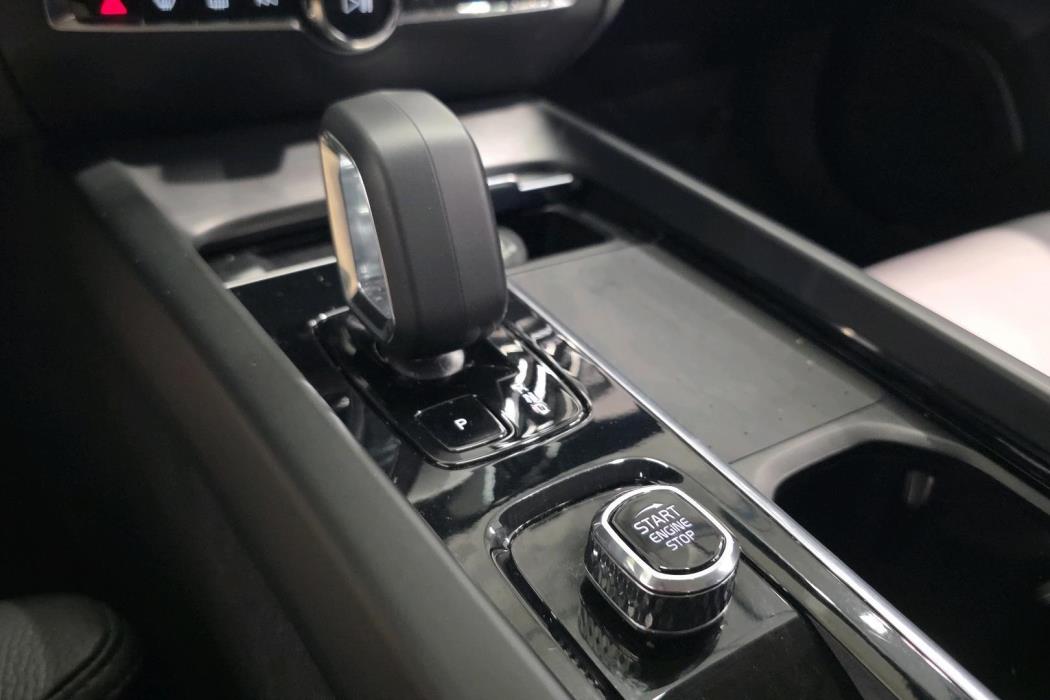 Volvo V60 2023