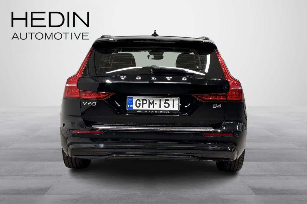 Volvo V60 2023