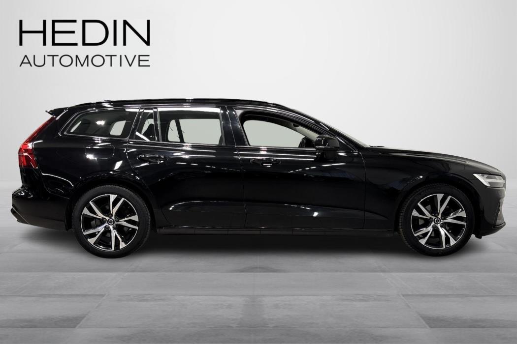 Volvo V60 2023