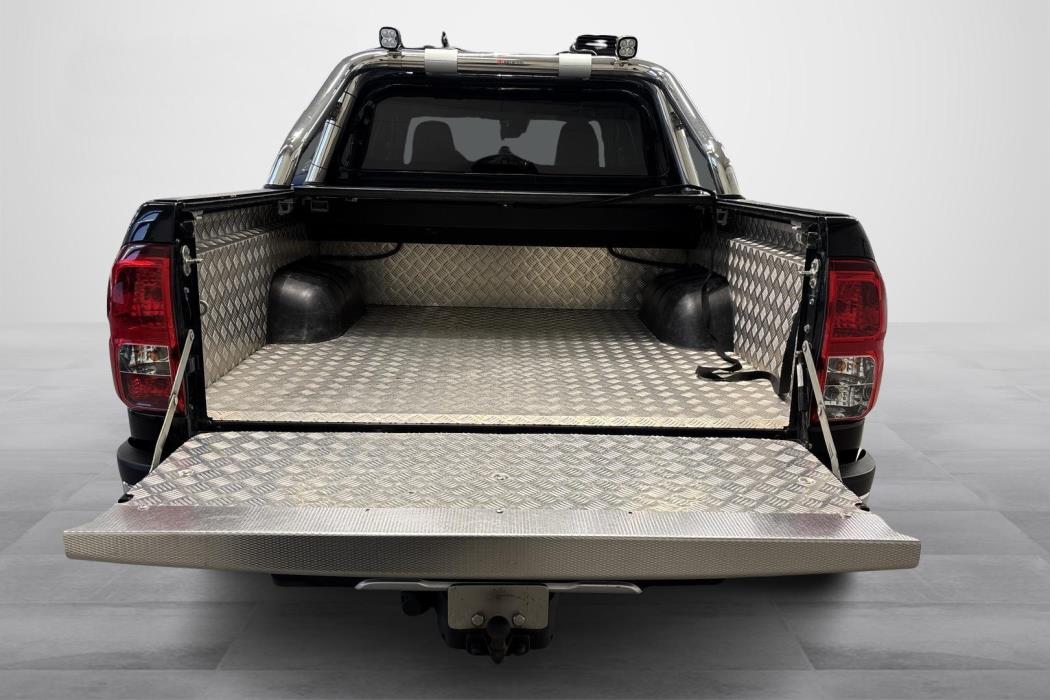 TOYOTA HILUX 2018