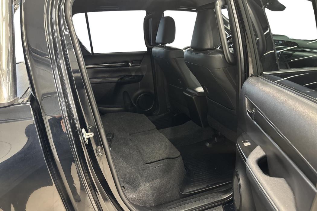 TOYOTA HILUX 2018