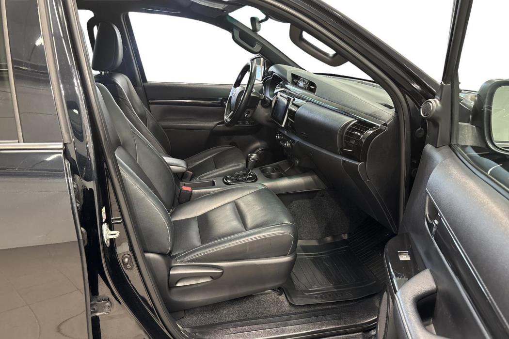 TOYOTA HILUX 2018