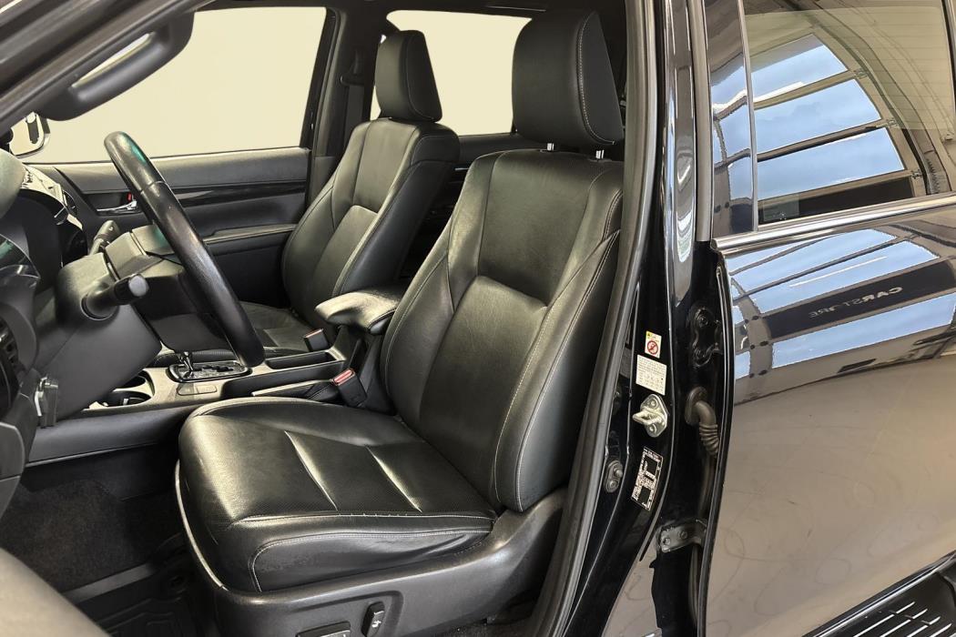 TOYOTA HILUX 2018