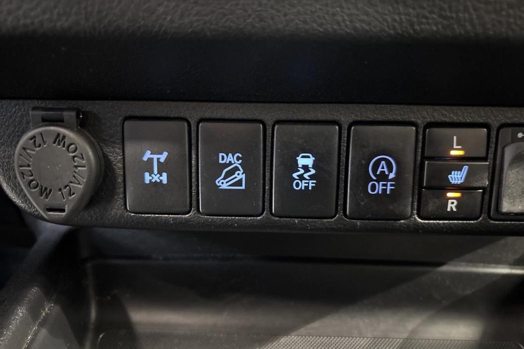 TOYOTA HILUX 2018