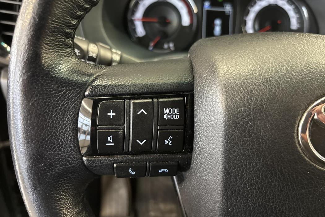 TOYOTA HILUX 2018