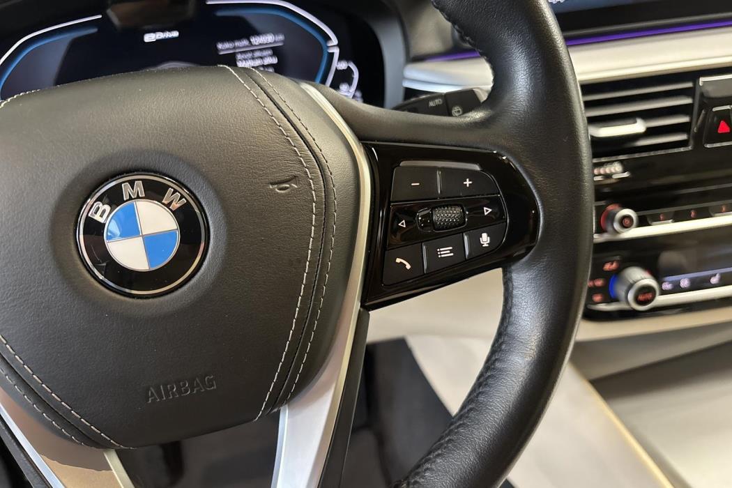BMW 530 2021