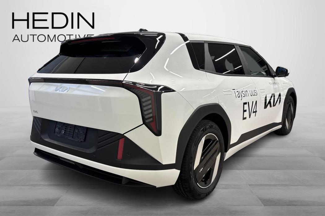 Kia EV4 2025