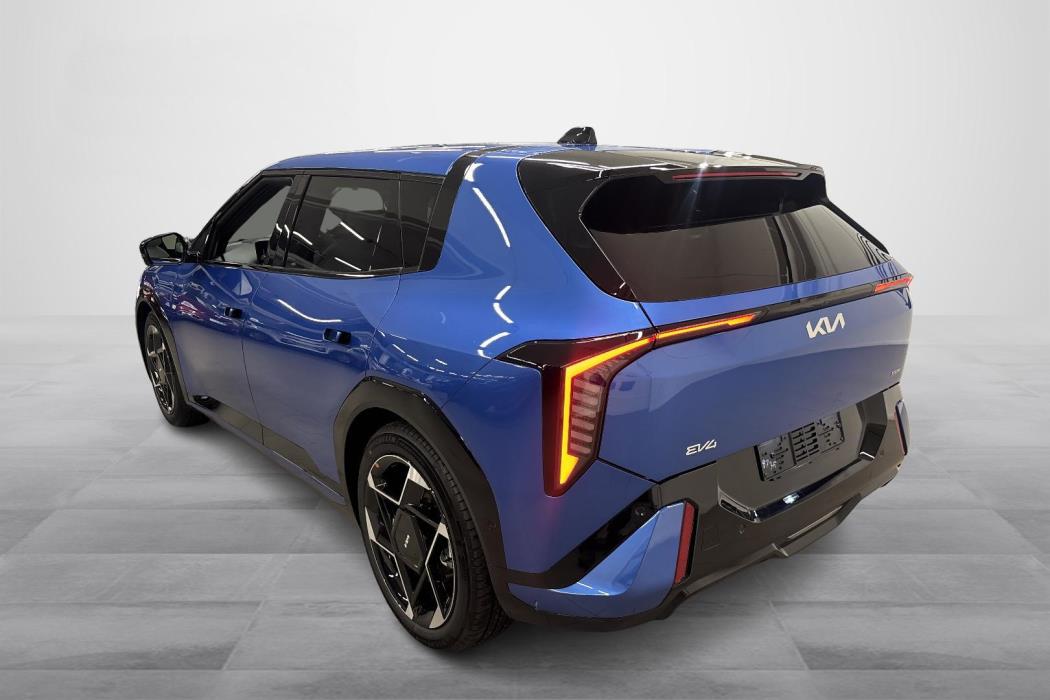 KIA EV4 2025