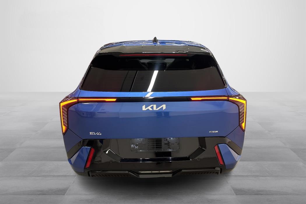 KIA EV4 2025