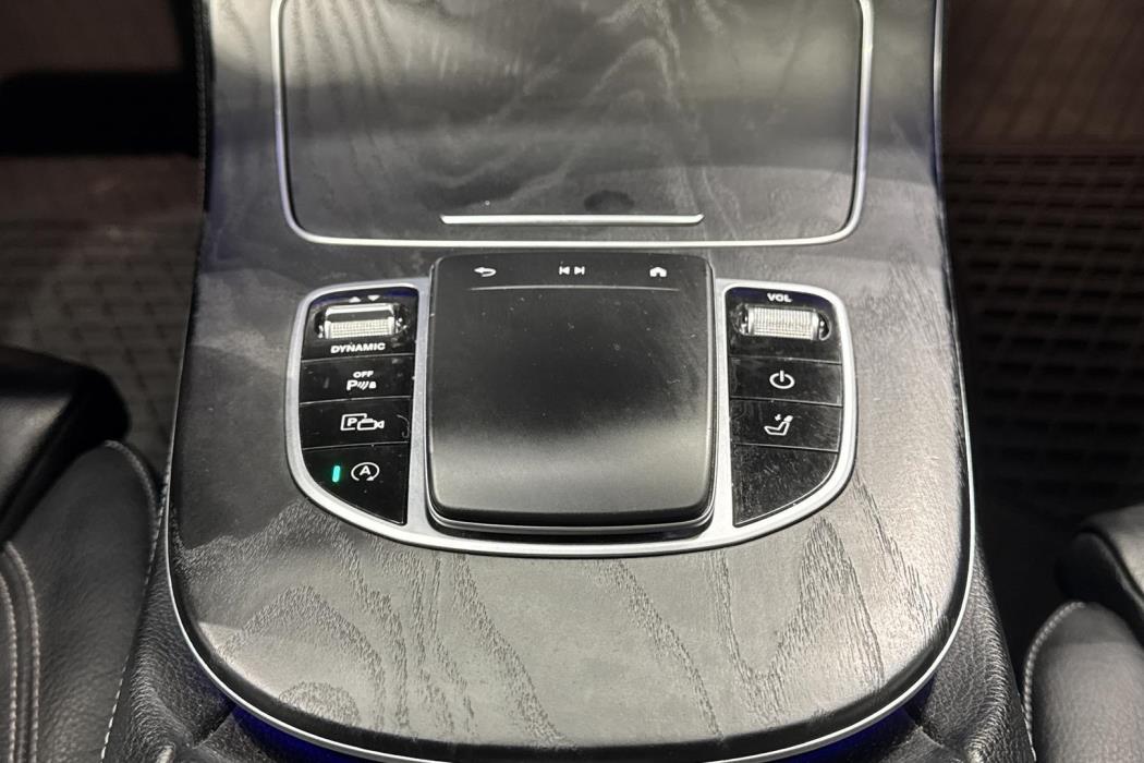 Mercedes-Benz E 2021