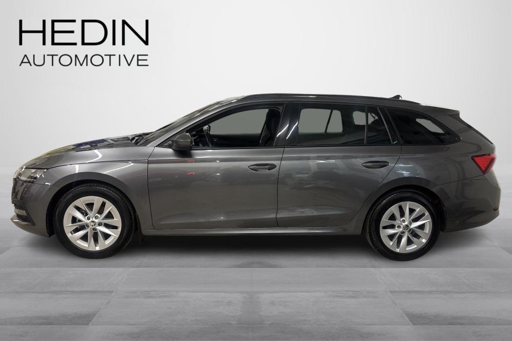 SKODA OCTAVIA 2023