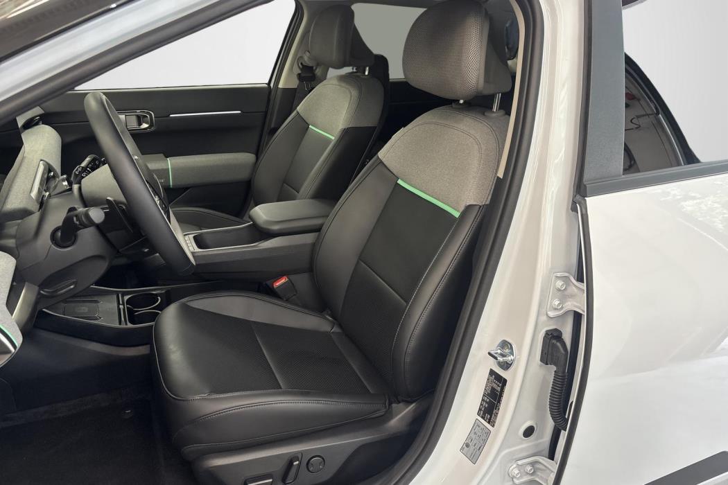 Kia EV4 2025