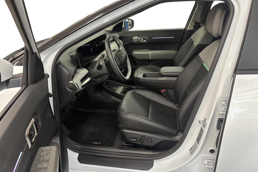Kia EV4 2025