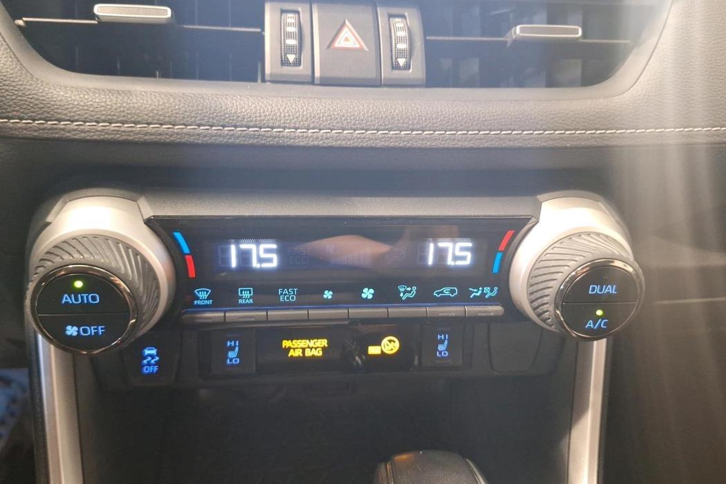 Toyota RAV4 2021