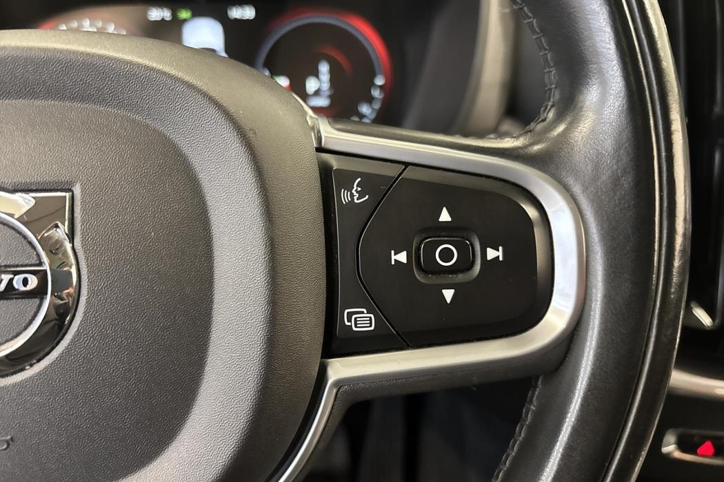 VOLVO XC60 2020
