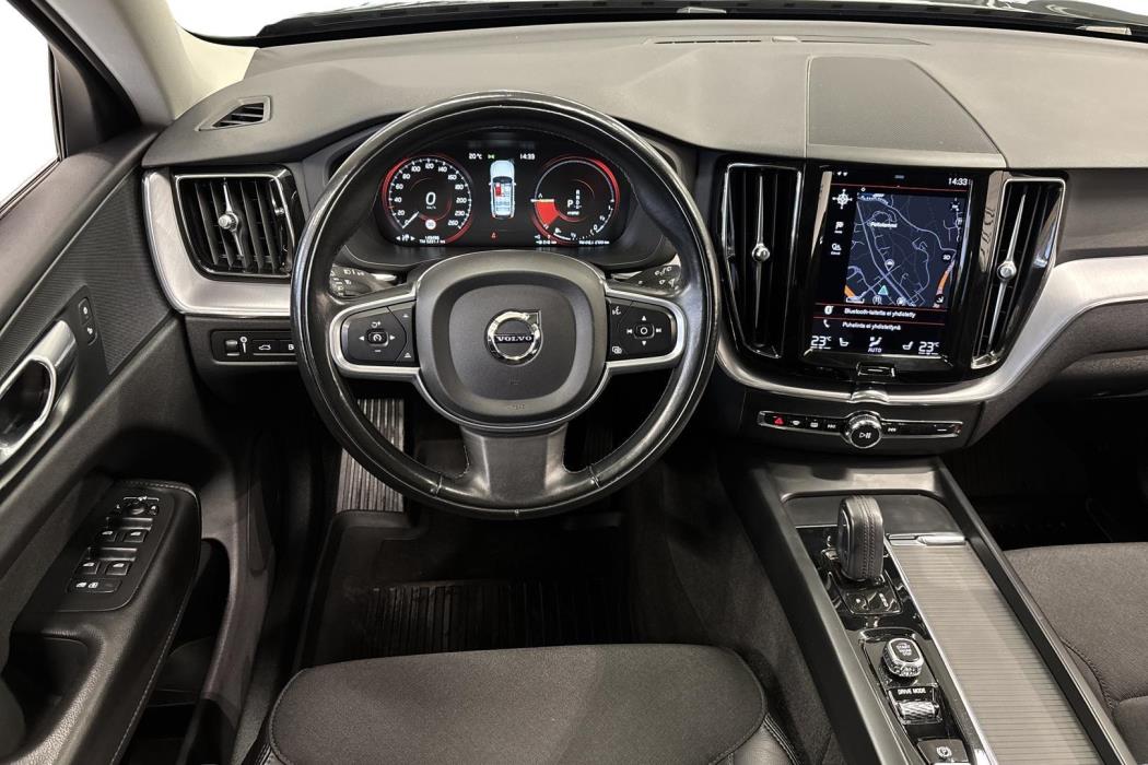 VOLVO XC60 2020