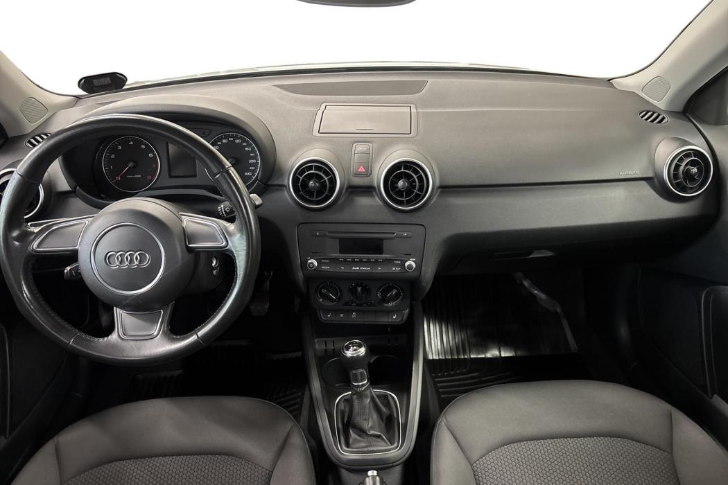 AUDI A1 2013
