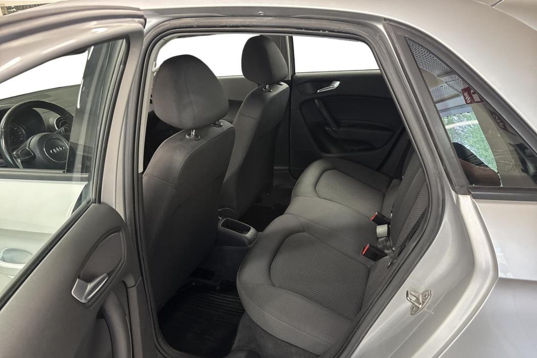 AUDI A1 2013
