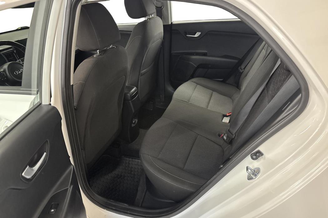KIA Rio 2021