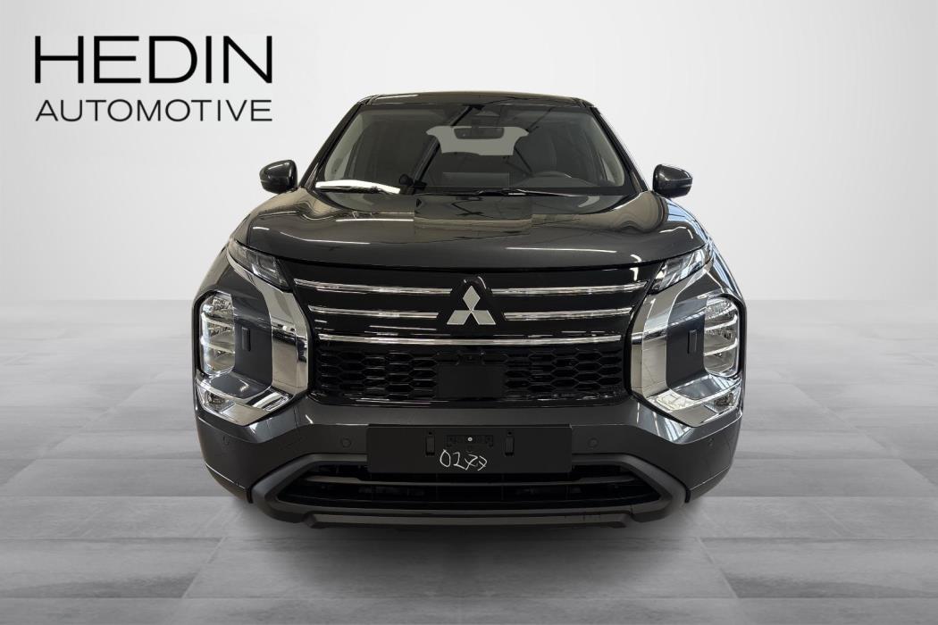 Mitsubishi Outlander 2025