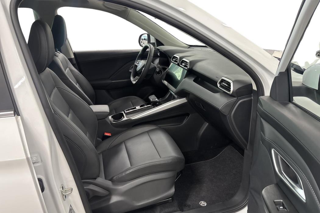MG ZS 2025