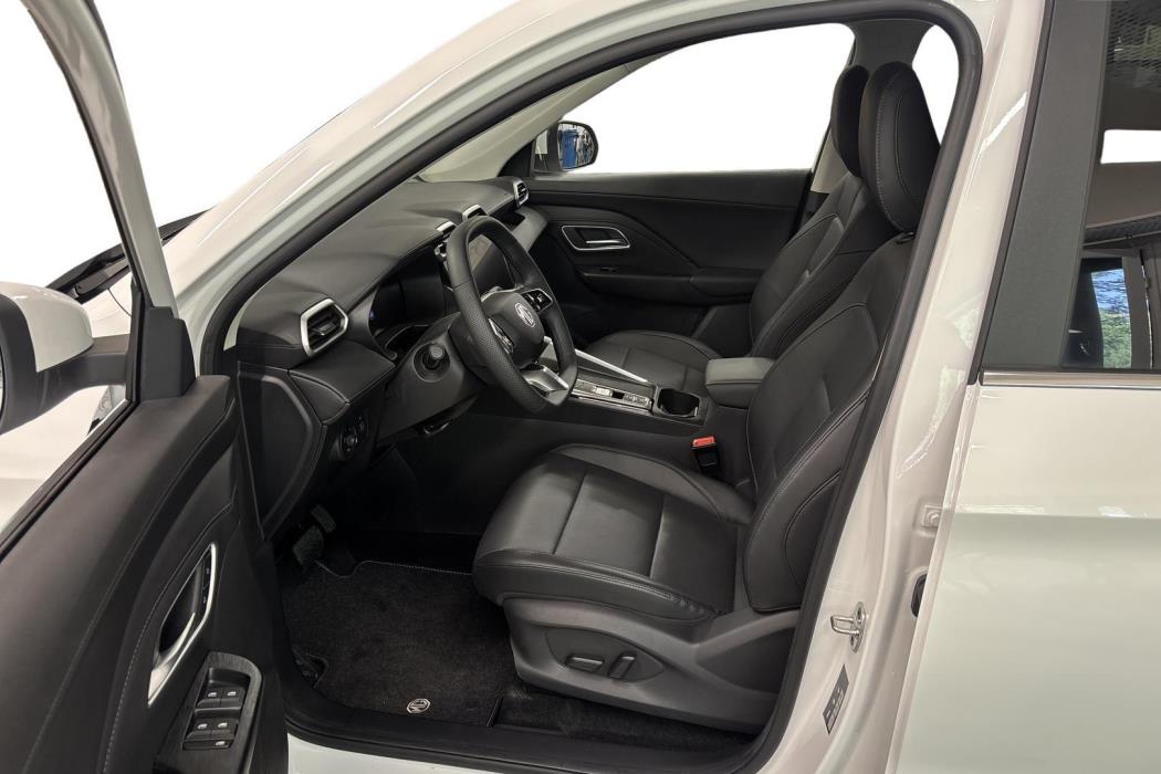 MG ZS 2025