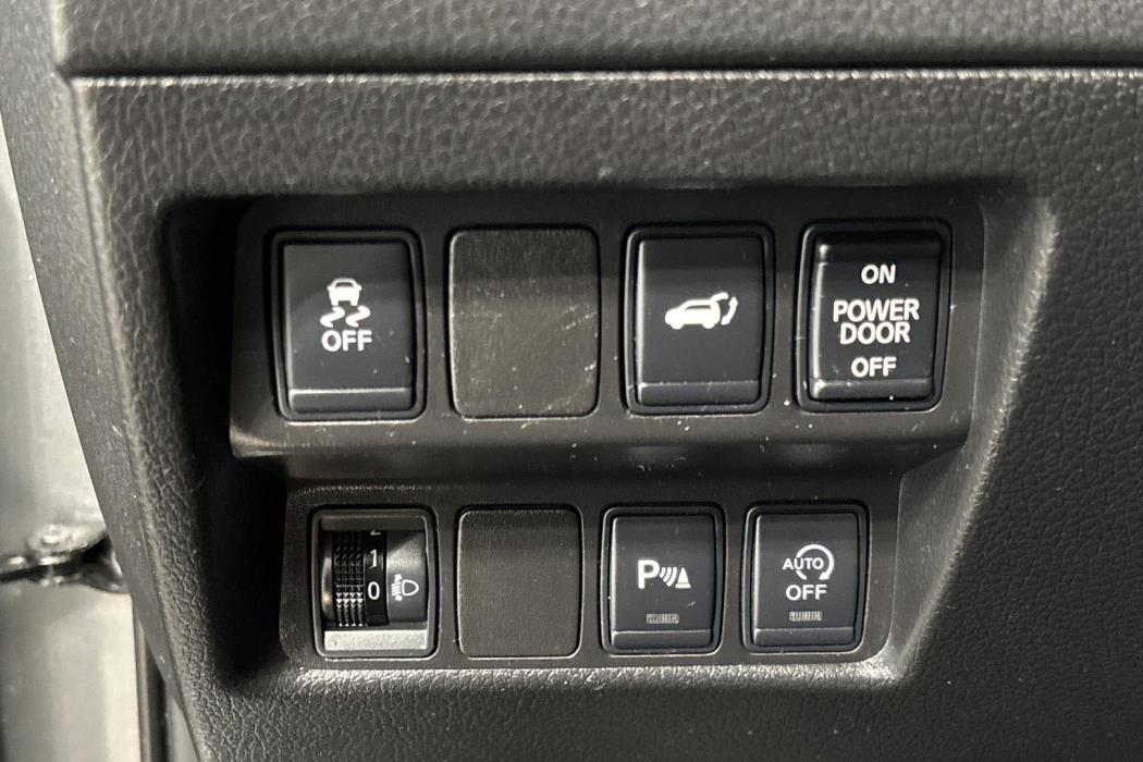 NISSAN X-TRAIL 2016