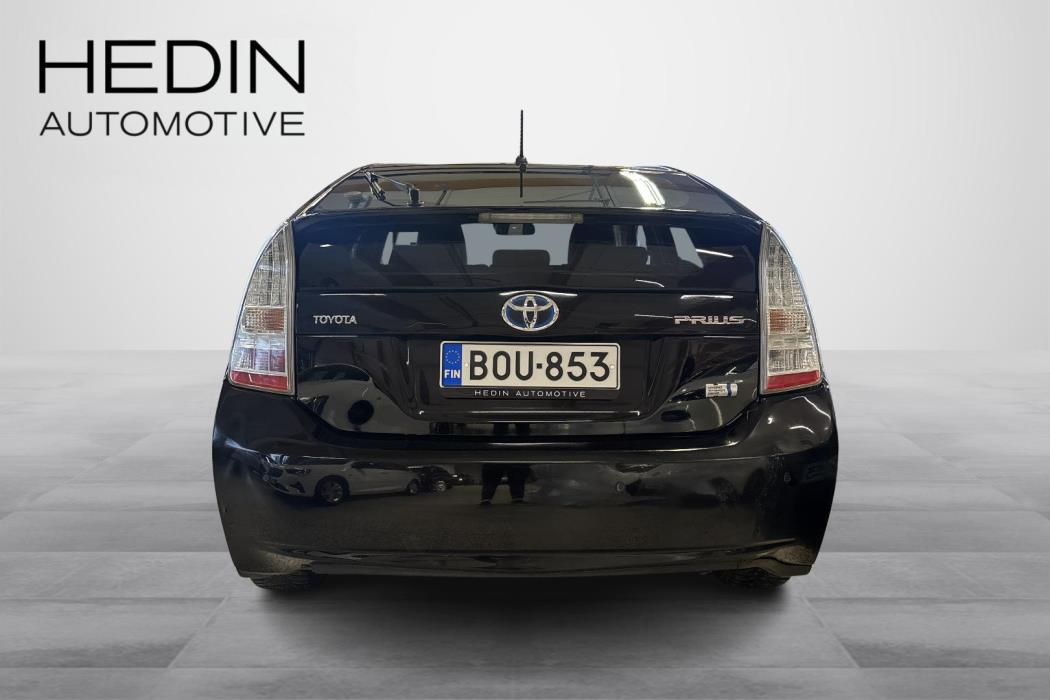 TOYOTA Prius 2011