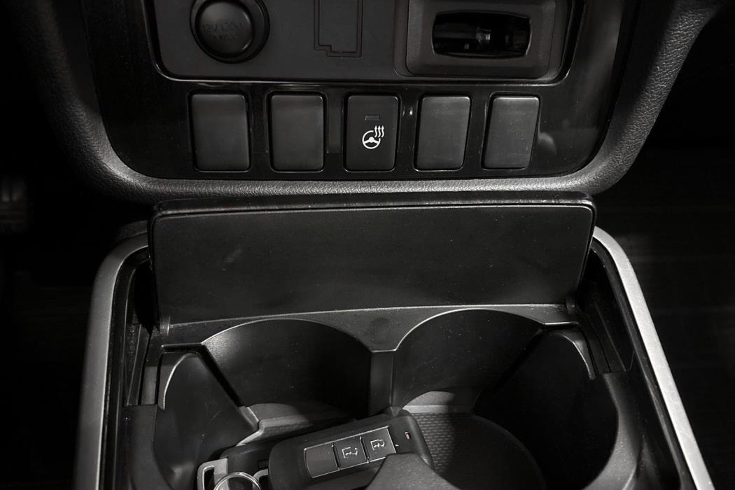 Mitsubishi Outlander PHEV 2016