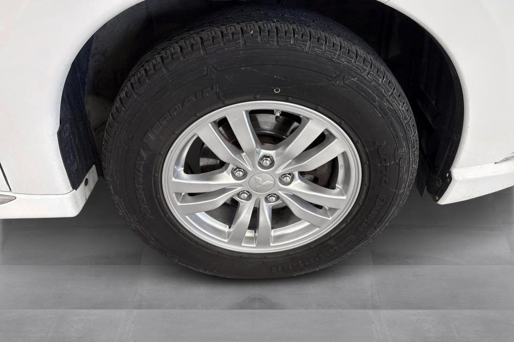 Mitsubishi Outlander PHEV 2016